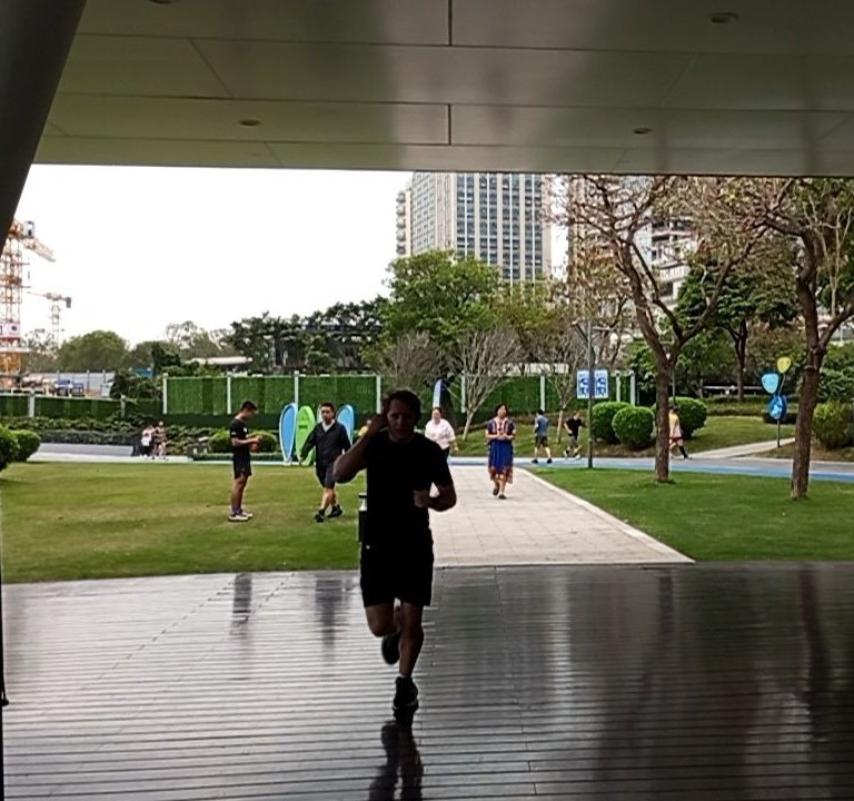 Finish photo - Alexander Barker